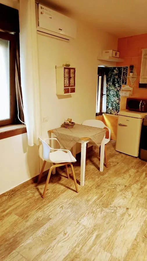 La Casa Di Maya Sassari Apartment