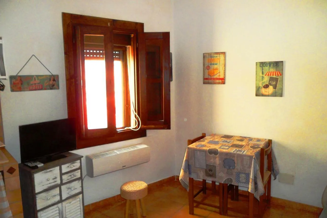 La Casa Di Maya Sassari Apartment